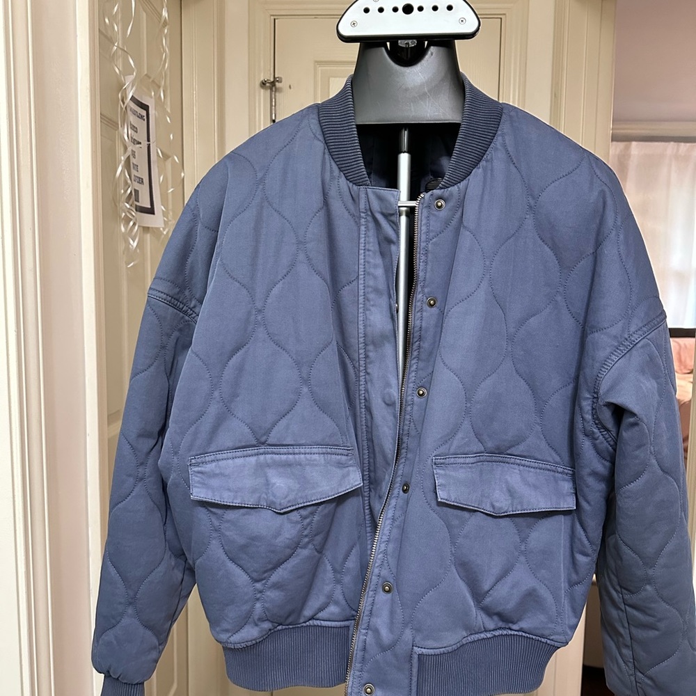 Bomber jacket